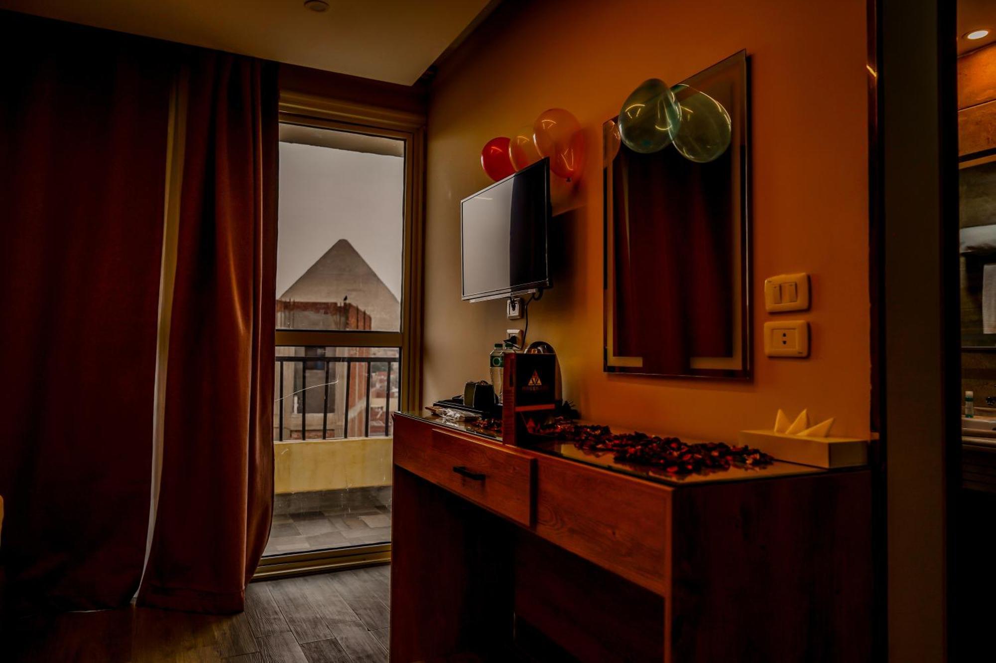 Pyramids Hotel Kafret el-Gabal Exteriér fotografie